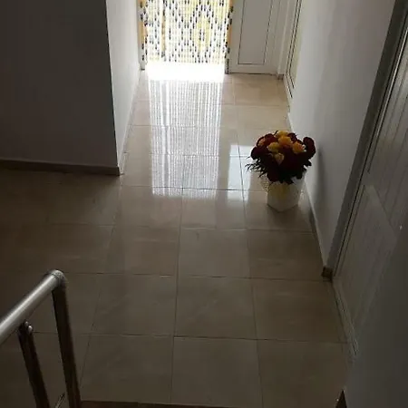 Vila Yza Гостевой дом Эфорие Норд