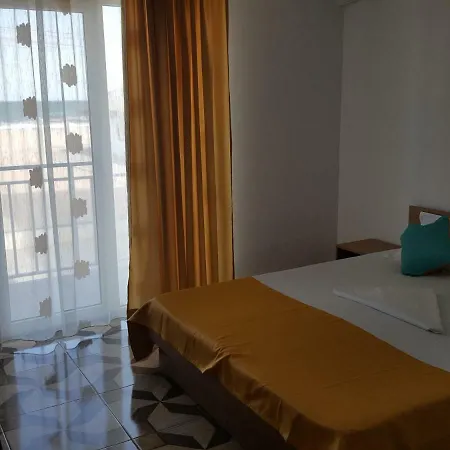 Vila Yza Гостевой дом *